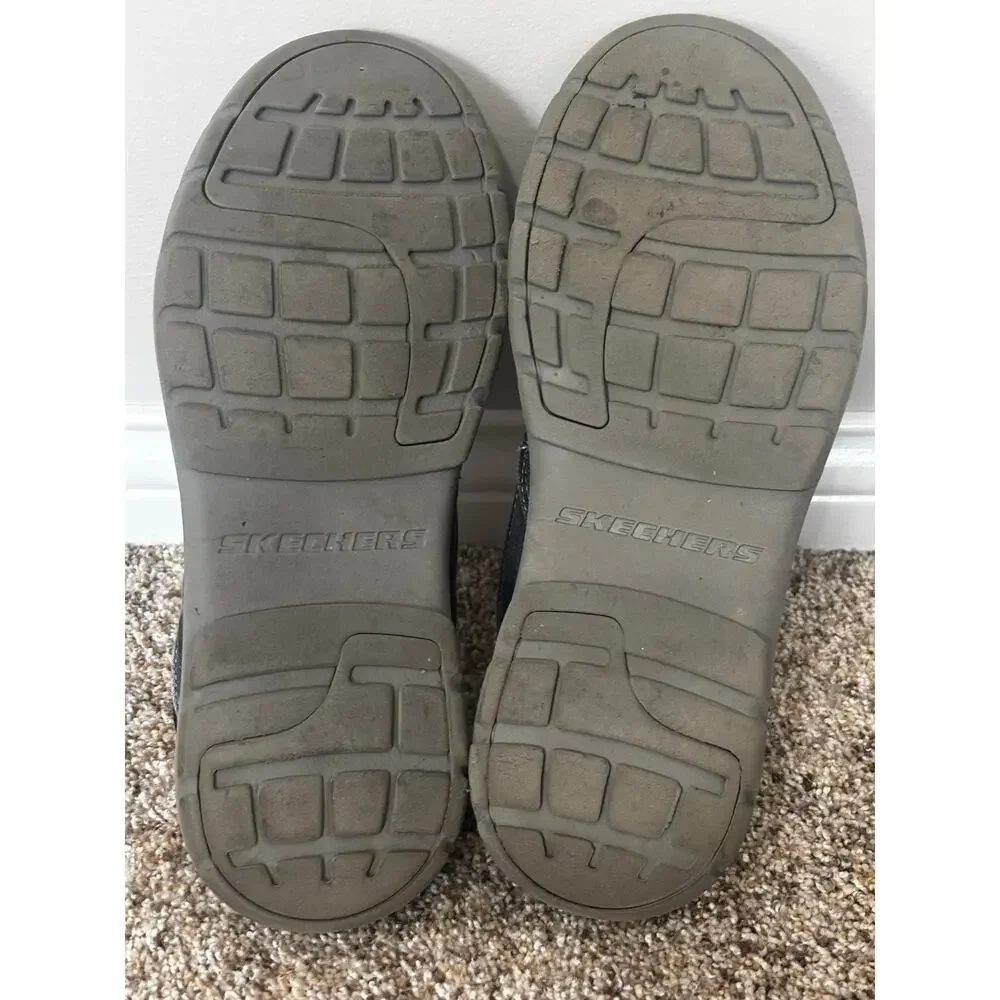 GUC Sketchers gray canvas slip on casual loafer shoe, woth memory foam, size 11